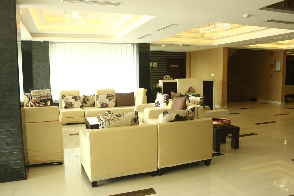 อาบาม โฮเต็ล Hotel Kochi ภายนอก รูปภาพ
