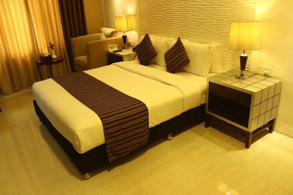 อาบาม โฮเต็ล Hotel Kochi ภายนอก รูปภาพ
