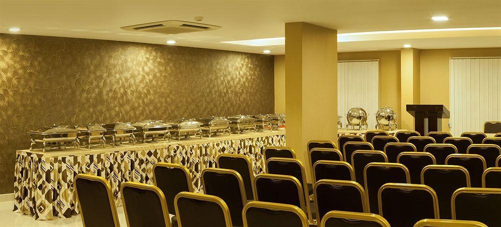 อาบาม โฮเต็ล Hotel Kochi ภายนอก รูปภาพ