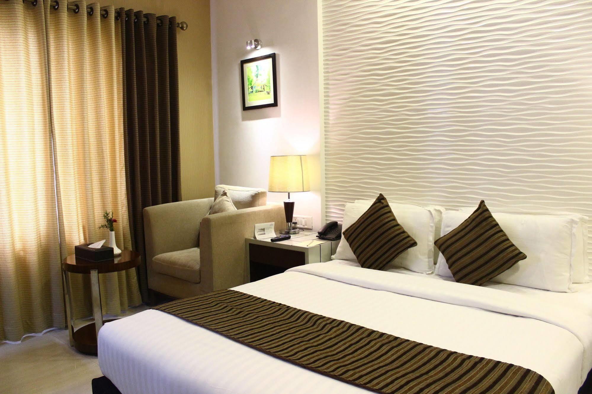 อาบาม โฮเต็ล Hotel Kochi ภายนอก รูปภาพ